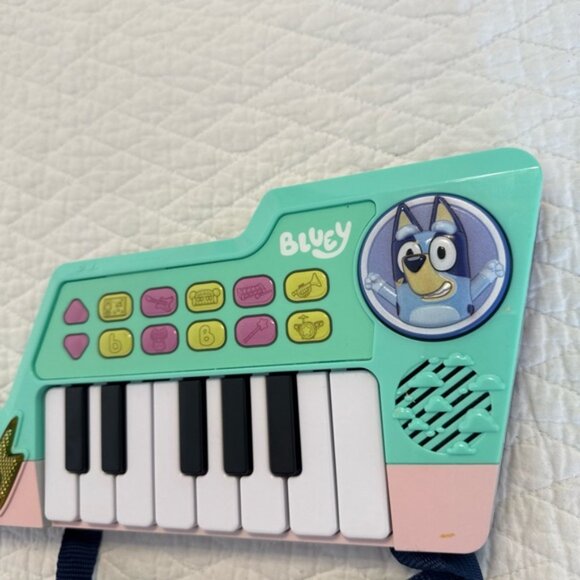 Colorful Musical Keyboard Guitar for Kids - Picture 10 of 10
